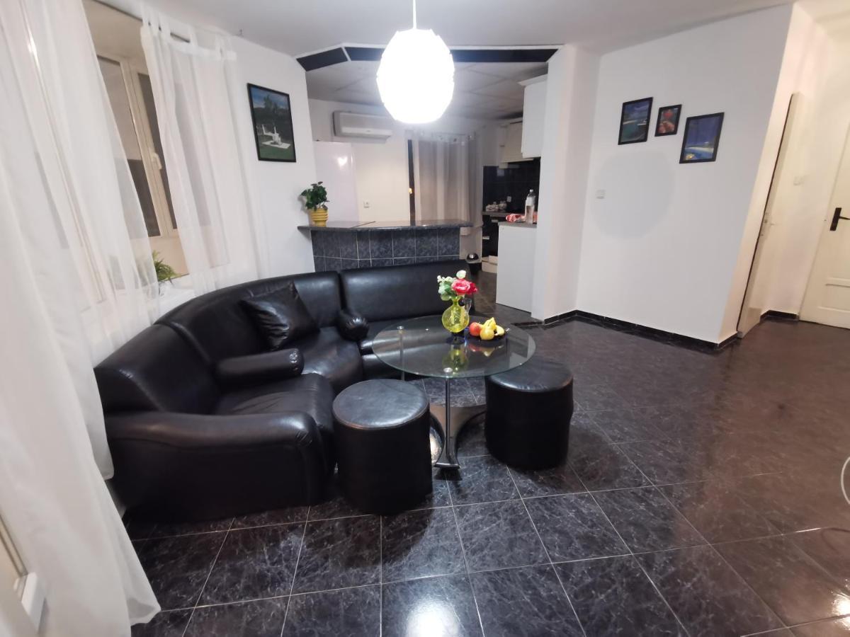 Maisonette In The Center Of Varna Two Bedrooms Free Parking Zewnętrze zdjęcie